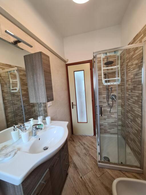 Bilocale Centralissimo Лейни Экстерьер фото
